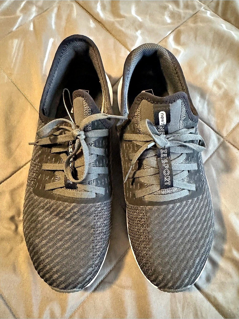New Balance Fresh Foam X 1080v13 Athletic Sneakers Black & White US 10